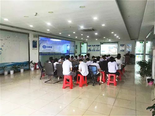 初心不改，砥礪前行丨漢斯頓年中總結會隆重召